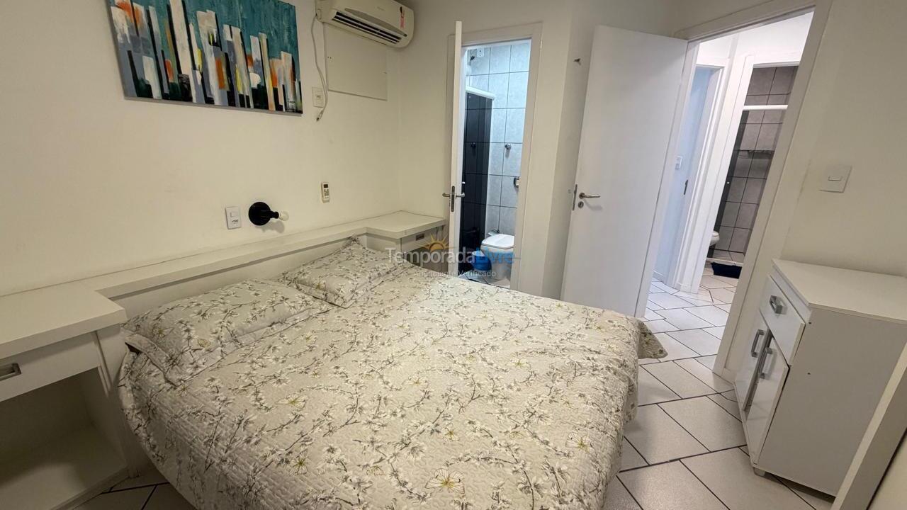 Apartamento para aluguel de temporada em Bombinhas (Praia de Bombas)