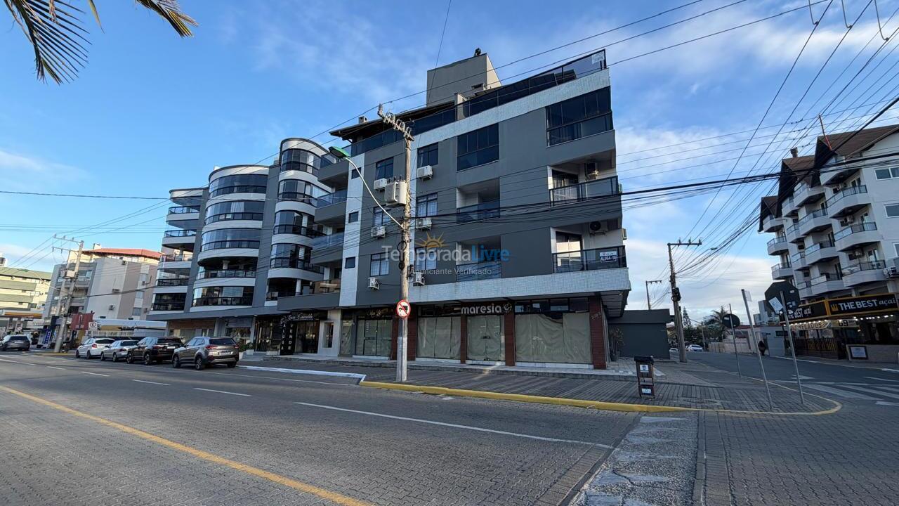Apartamento para aluguel de temporada em Bombinhas (Praia de Bombas)