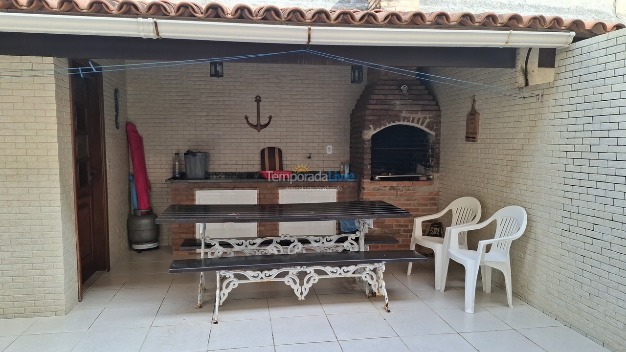 Casa para aluguel de temporada em Arraial do Cabo (Praia Grande)