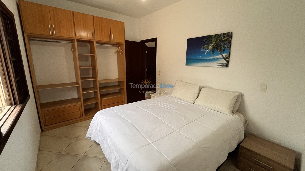 House for vacation rental in Ubatuba (Praia das Toninhas)