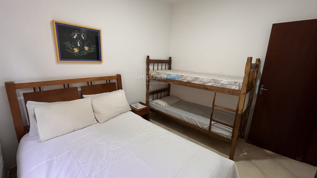 House for vacation rental in Ubatuba (Praia das Toninhas)