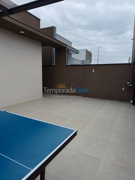 Casa para alquiler de vacaciones em Atibaia (Jardim Estãncia Brasil)