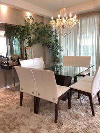 Apartamento na Rua 222