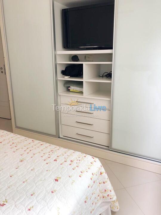 Apartamento para aluguel de temporada em Itapema (Meia Praia)