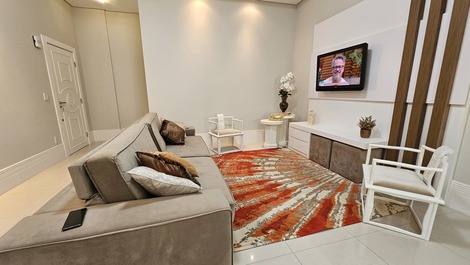 4-suite beachfront apartment