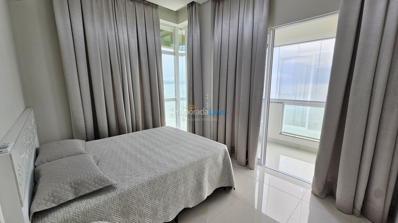 Apartment for vacation rental in Itapema (Meia Praia)