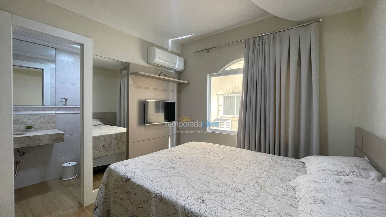 Apartment for vacation rental in Itapema (Meia Praia)
