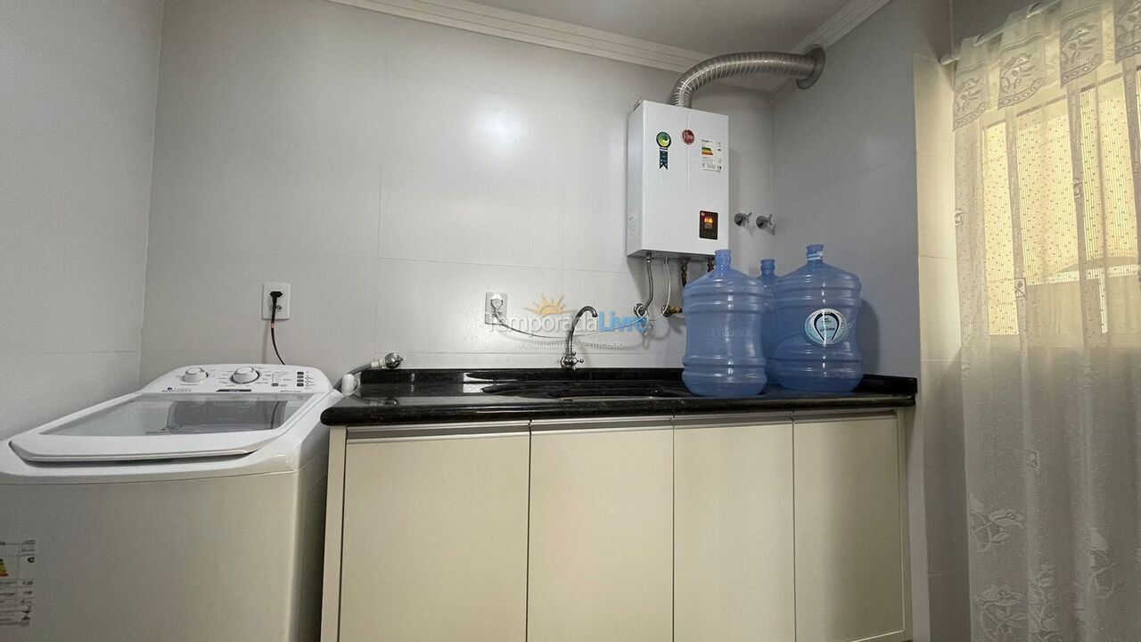 Apartment for vacation rental in Itapema (Meia Praia)