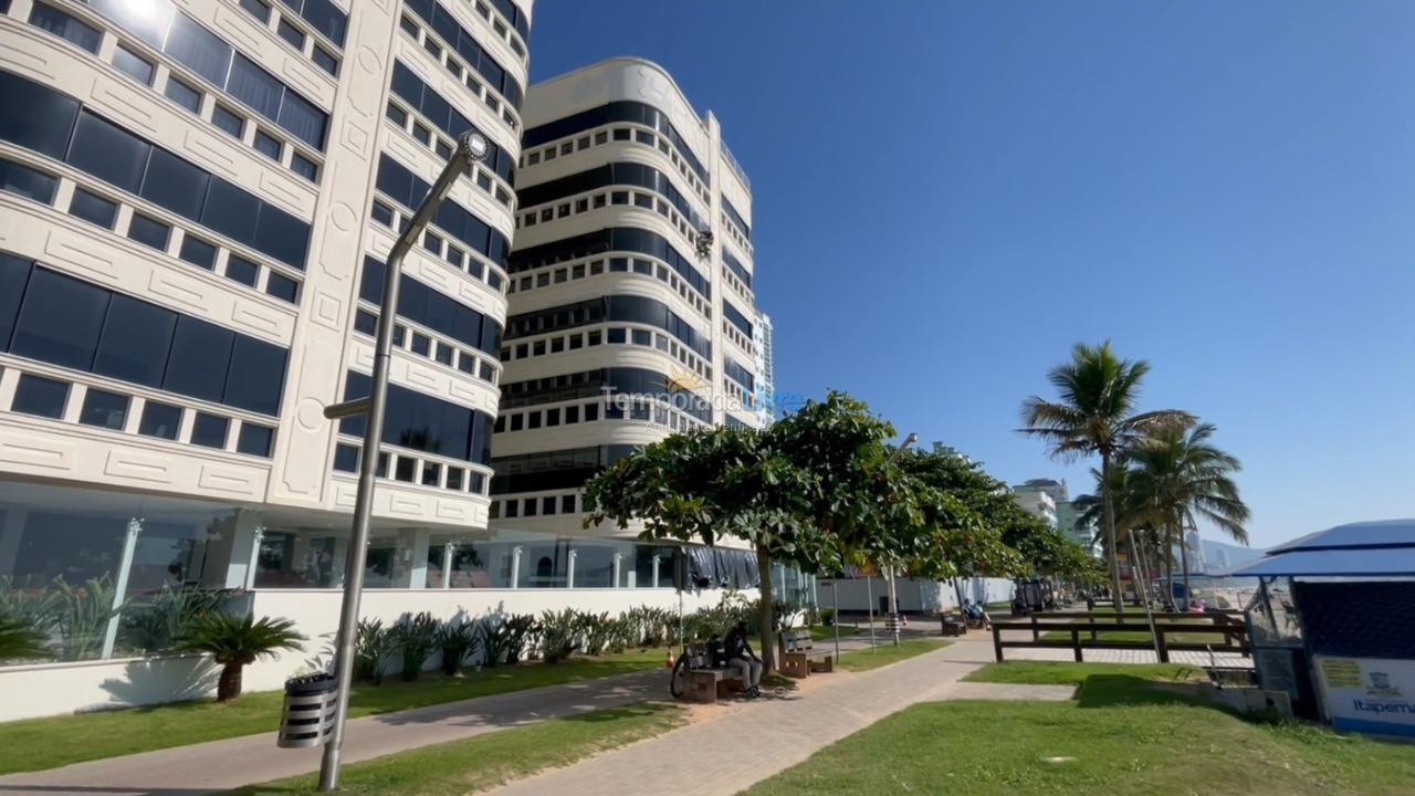 Apartment for vacation rental in Itapema (Meia Praia)
