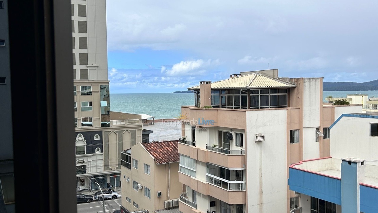 Apartment for vacation rental in Itapema (Meia Praia)