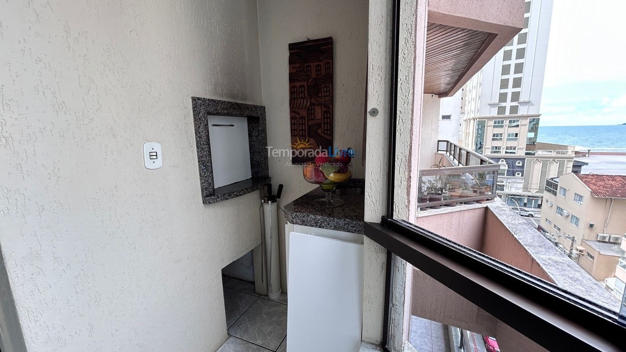 Apartment for vacation rental in Itapema (Meia Praia)
