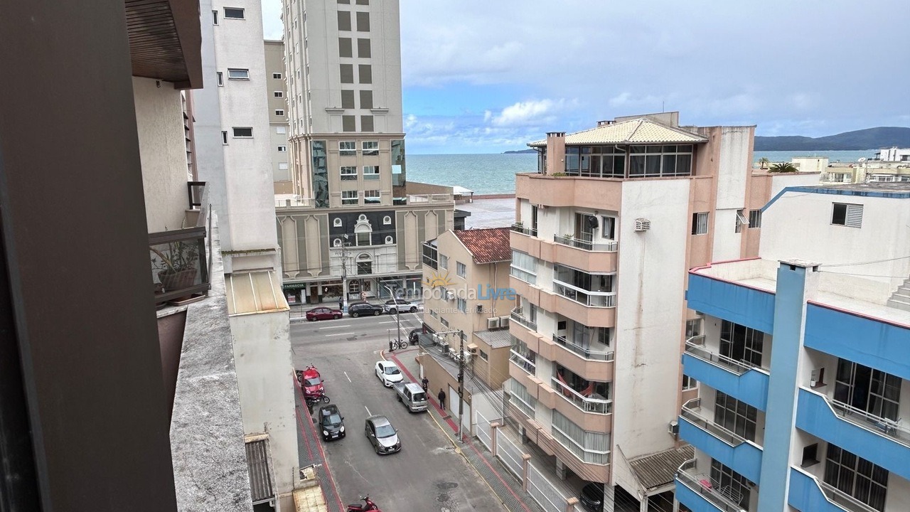 Apartment for vacation rental in Itapema (Meia Praia)