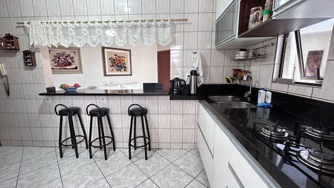 2 Bedrooms Meia Praia Itapema Vacation Rental