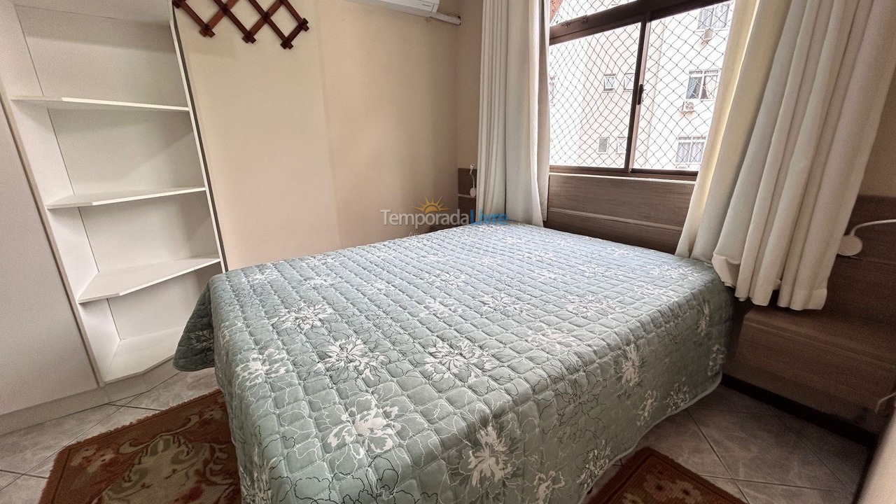 Apartment for vacation rental in Itapema (Meia Praia)