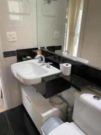 Wonderful beachfront property - 4 suites - complete leisure facilities
