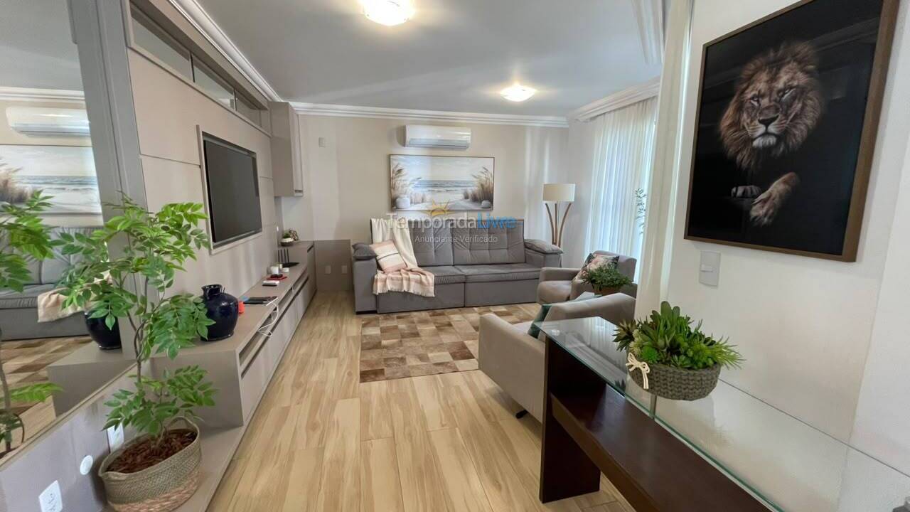 Apartment for vacation rental in Balneário Camboriú (Praia Central)