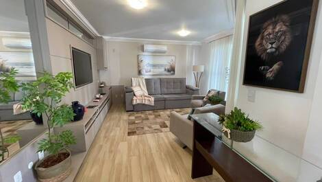 Seasonal rental in Ed. Firenze: 3 bedrooms // air conditioning // barbecue