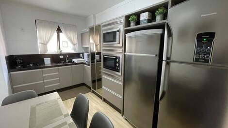 Seasonal rental in Ed. Firenze: 3 bedrooms // air conditioning // barbecue