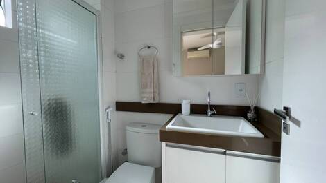 Seasonal rental in Ed. Firenze: 3 bedrooms // air conditioning // barbecue