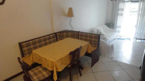 Apartment on the second block, 2 bedrooms, one of which is a suite.