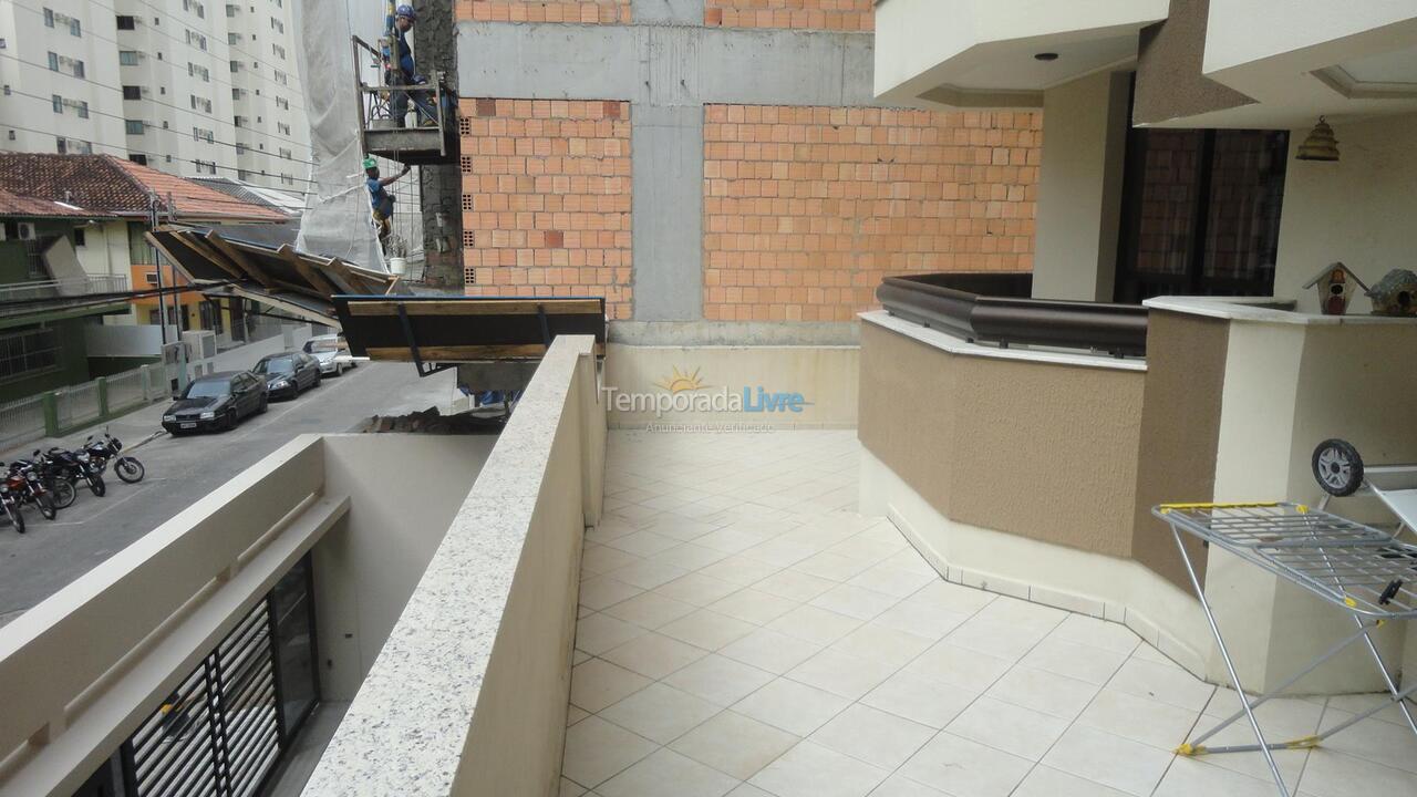 Apartment for vacation rental in Itapema (Meia Praia)