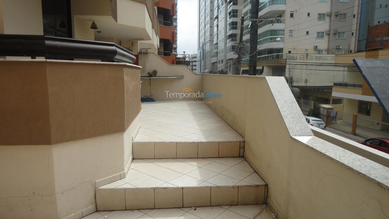 Apartment for vacation rental in Itapema (Meia Praia)