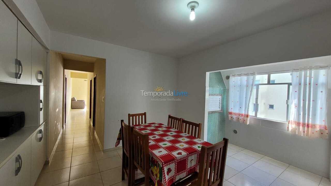Apartamento para alquiler de vacaciones em Itapema (Meia Praia)