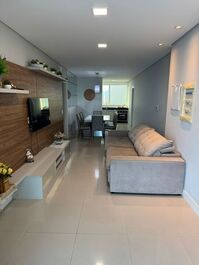 Beachfront Apartment with 3 Suites + 2 Parking Spaces