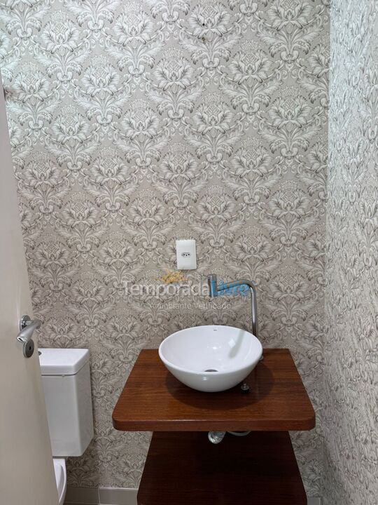 Apartment for vacation rental in Itapema (Meia Praia)