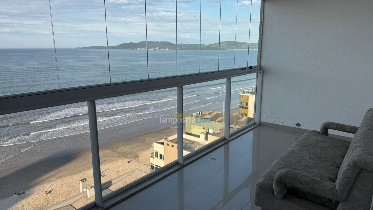 Apartment for vacation rental in Itapema (Meia Praia)