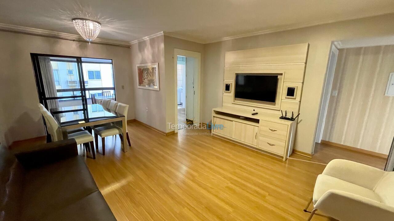 Apartamento para aluguel de temporada em Balneário Camboriú (Praia Central)