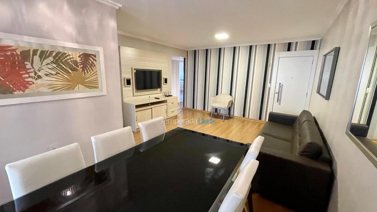 Apartamento para aluguel de temporada em Balneário Camboriú (Praia Central)