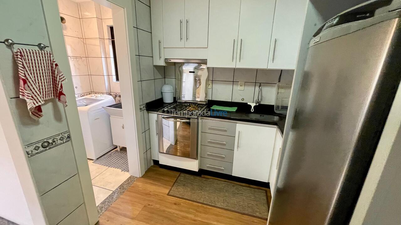Apartamento para aluguel de temporada em Balneário Camboriú (Praia Central)
