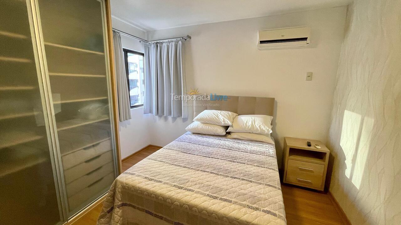 Apartamento para aluguel de temporada em Balneário Camboriú (Praia Central)