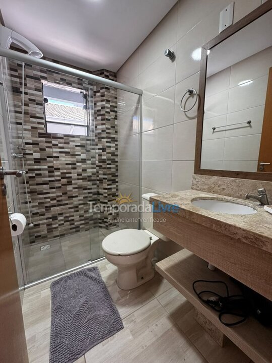 Apartamento para aluguel de temporada em Bombinhas (Praia de Bombas)
