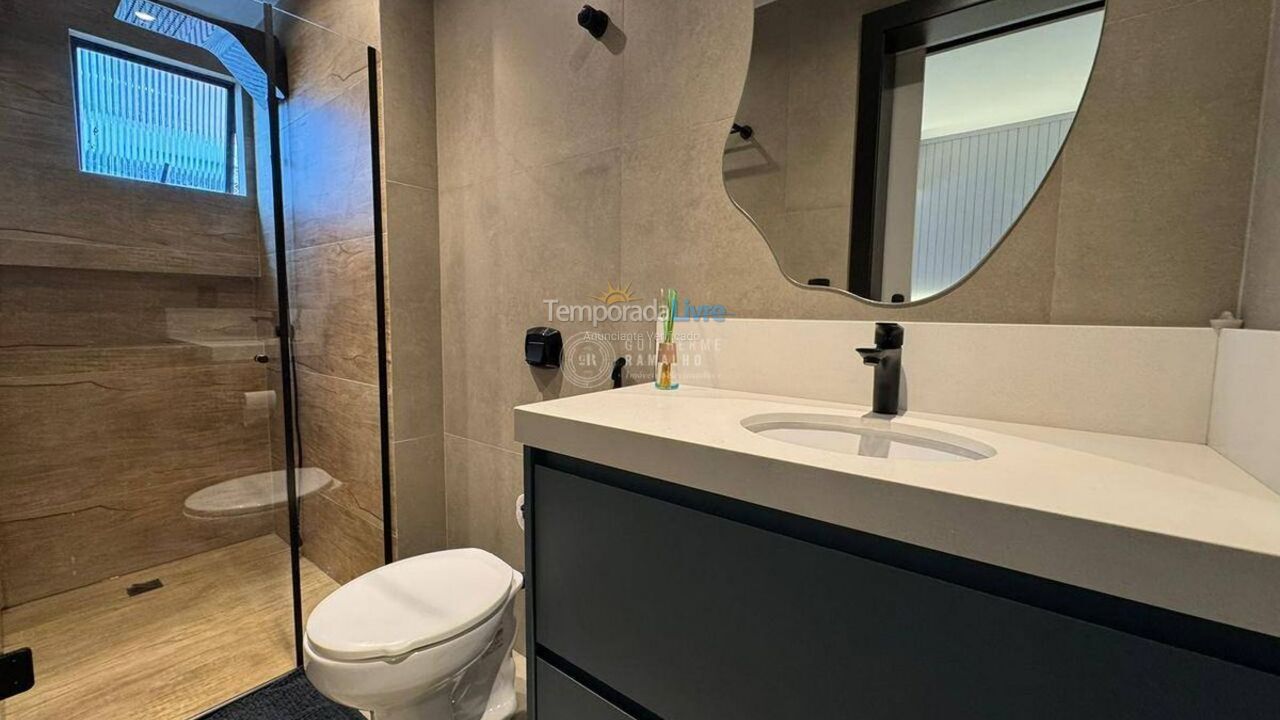Apartamento para aluguel de temporada em Balneário Camboriú (Praia Central)