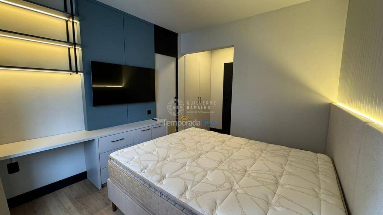 Apartamento para aluguel de temporada em Balneário Camboriú (Praia Central)