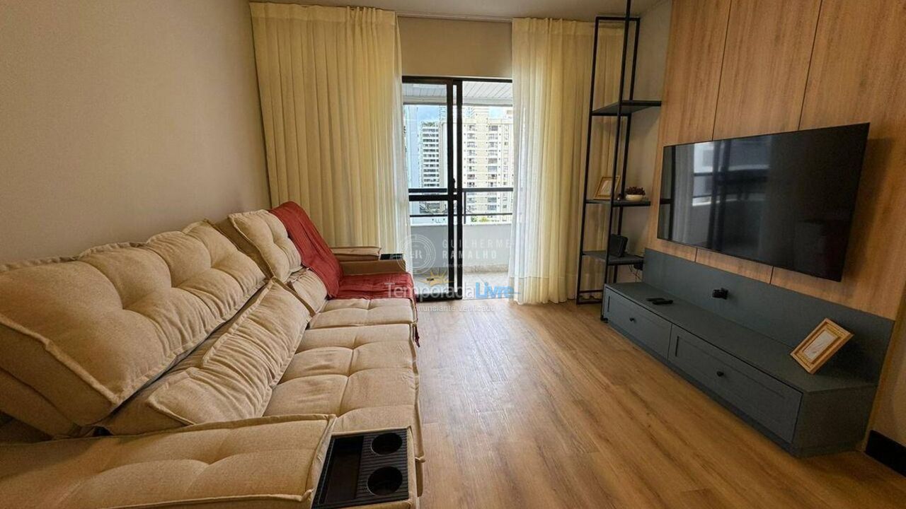 Apartamento para aluguel de temporada em Balneário Camboriú (Praia Central)
