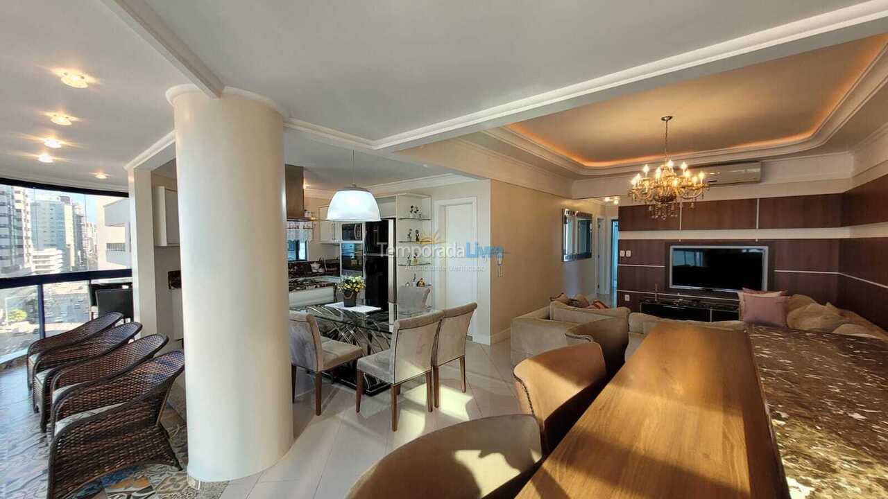 Apartment for vacation rental in Itapema (Meia Praia)