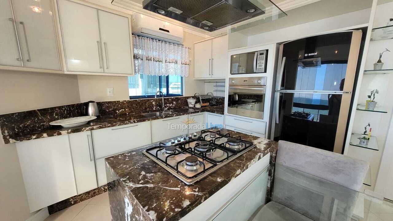 Apartment for vacation rental in Itapema (Meia Praia)
