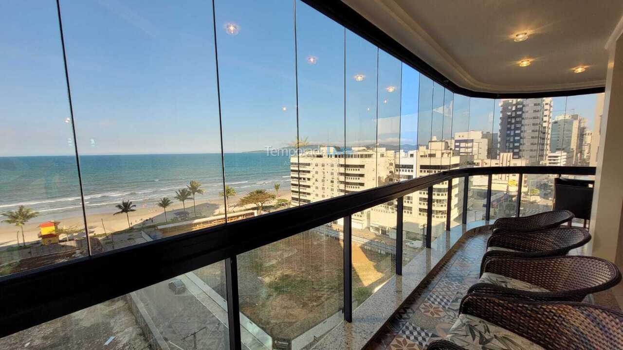 Apartment for vacation rental in Itapema (Meia Praia)