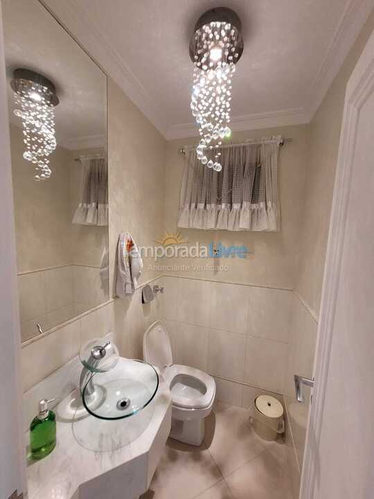Apartment for vacation rental in Itapema (Meia Praia)