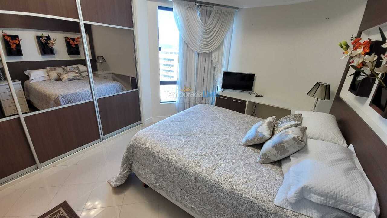 Apartment for vacation rental in Itapema (Meia Praia)