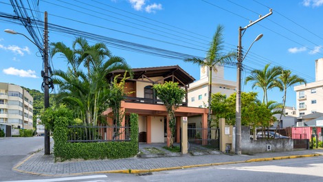 Fachada frente da casa