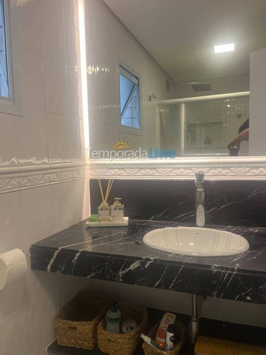 Apartamento para aluguel de temporada em Bertioga (Riviera de São Lourenço)