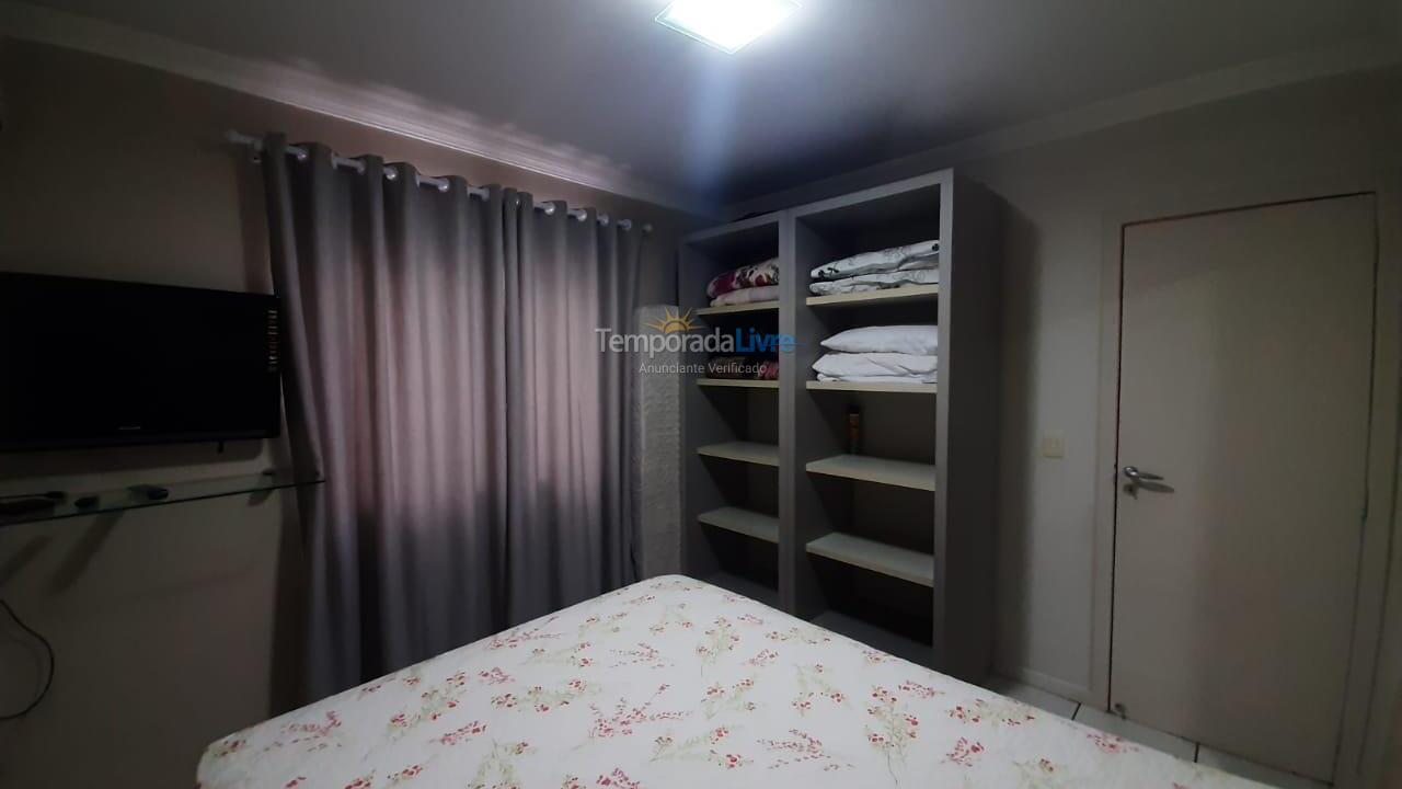 Apartamento para alquiler de vacaciones em Itapema (Meia Praia)