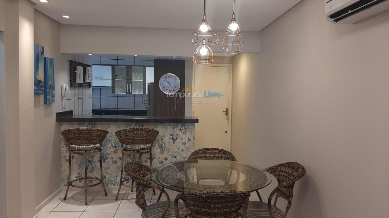 Apartamento para alquiler de vacaciones em Itapema (Meia Praia)