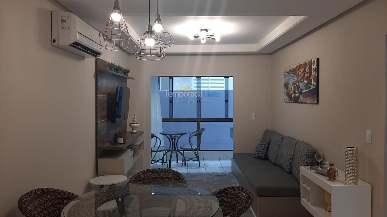 Apartamento para alquiler de vacaciones em Itapema (Meia Praia)
