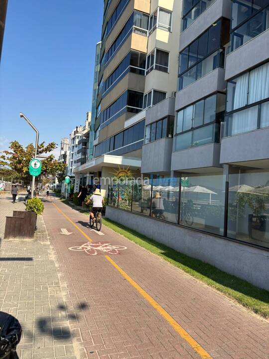 Apartamento para alquiler de vacaciones em Itapema (Meia Praia)