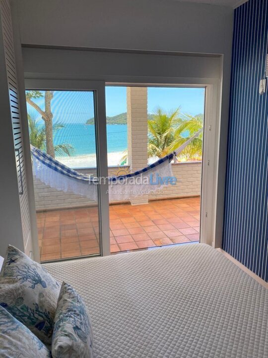 Casa para aluguel de temporada em Bombinhas (Praia de Bombas)